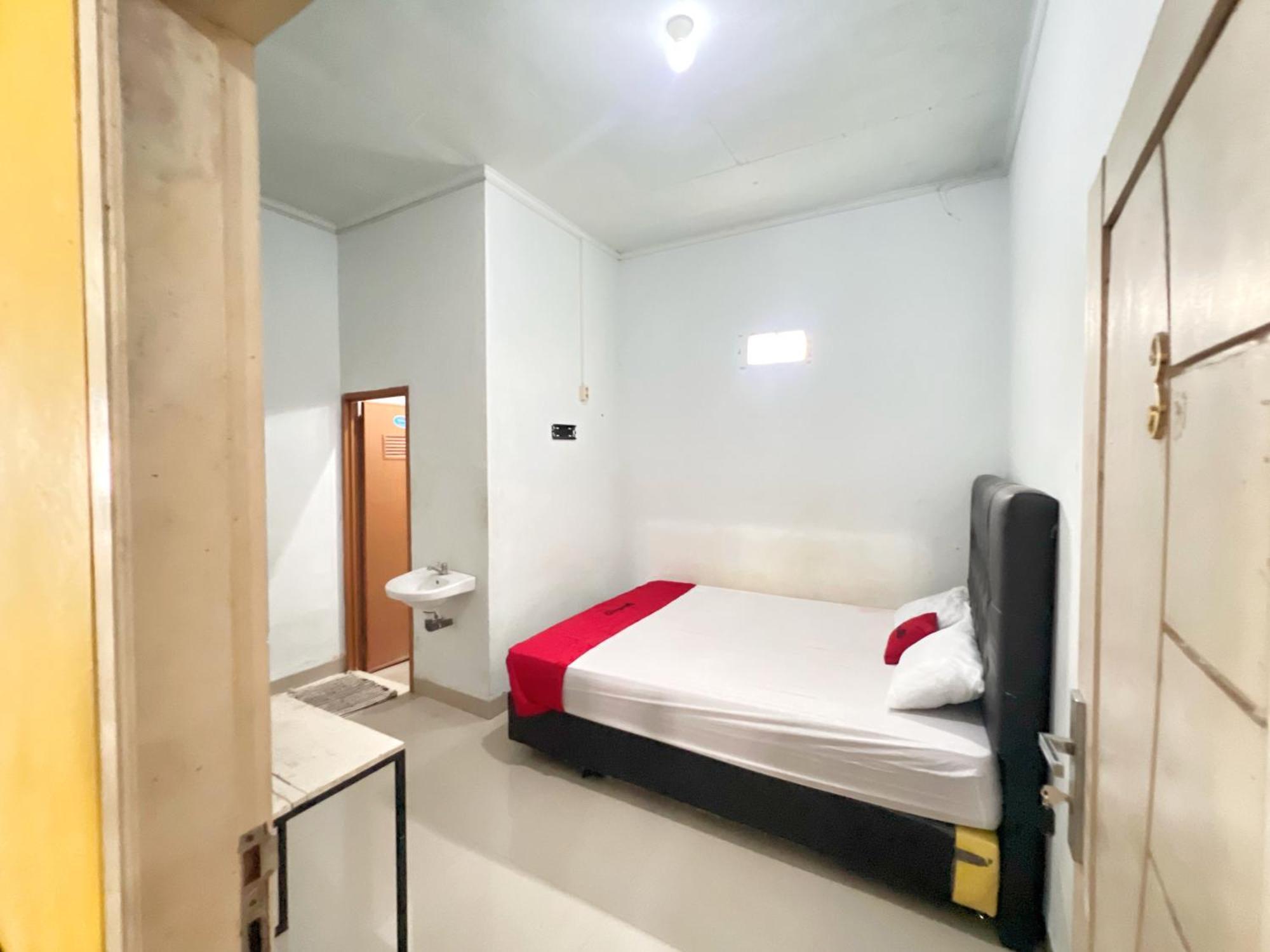 Reddoorz At Kay Residence Waydadi Lampung Bandar Lampung Exterior photo