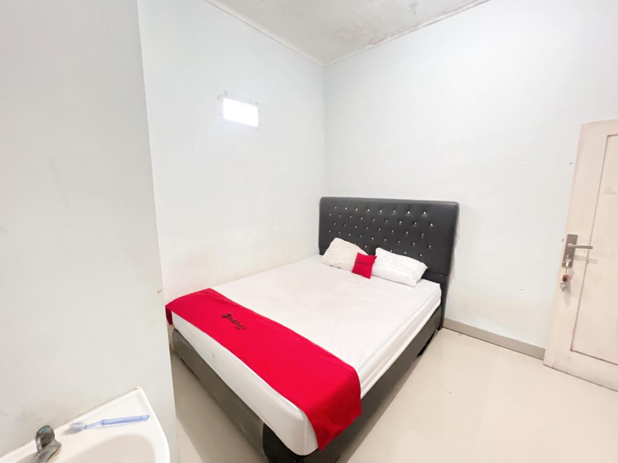 Reddoorz At Kay Residence Waydadi Lampung Bandar Lampung Exterior photo